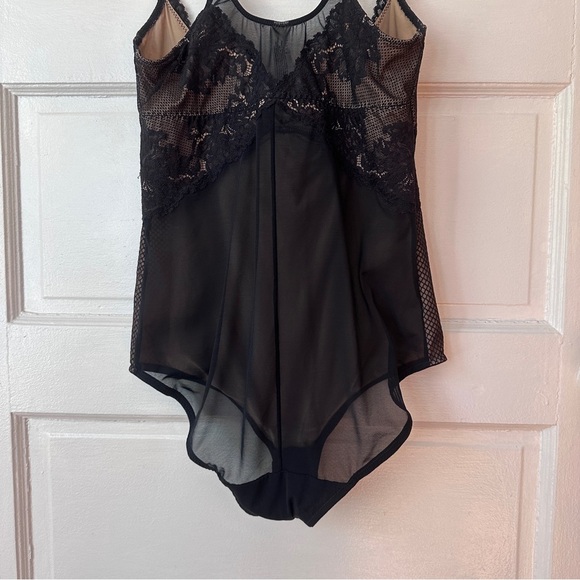 Maidenform Black Floral Lace Bodysuit Lg Sheer Back Stretch Nylon V-Neck - Picture 8 of 17